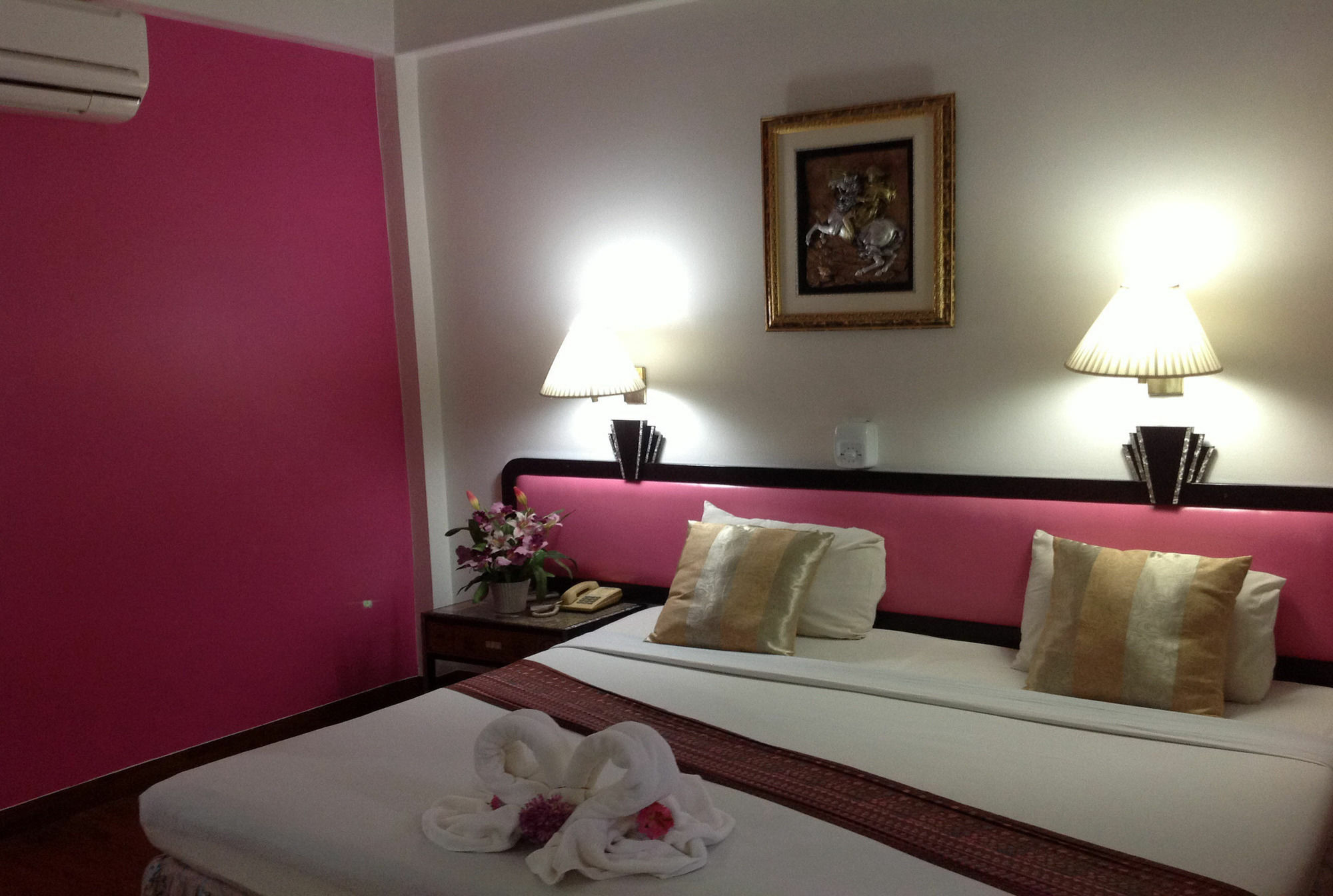 Thaihotel Nakorn Si Thammarat Nakhon Si Thammarat Buitenkant foto