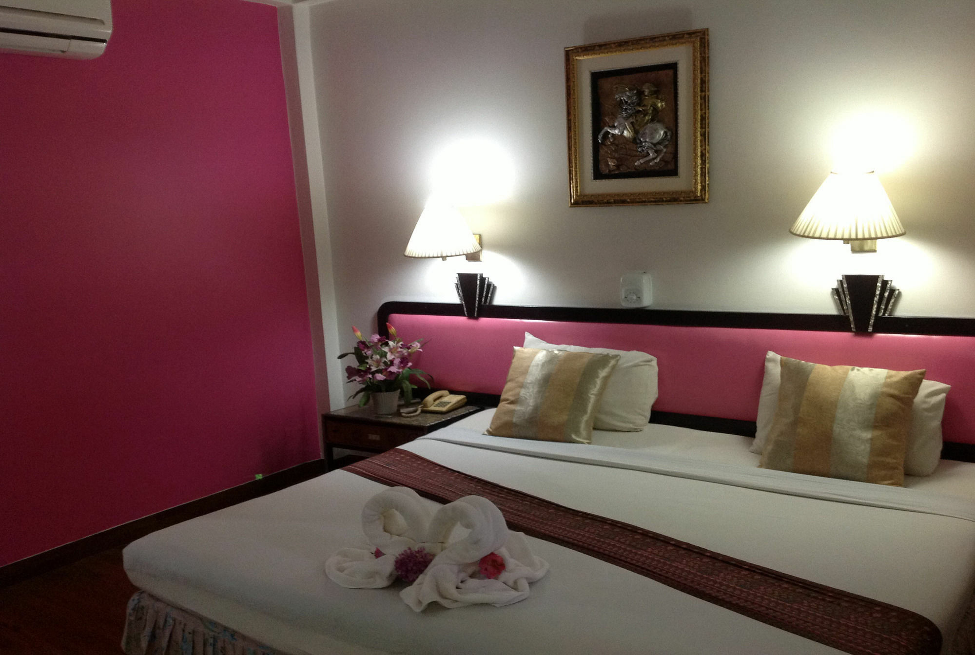 Thaihotel Nakorn Si Thammarat Nakhon Si Thammarat Buitenkant foto